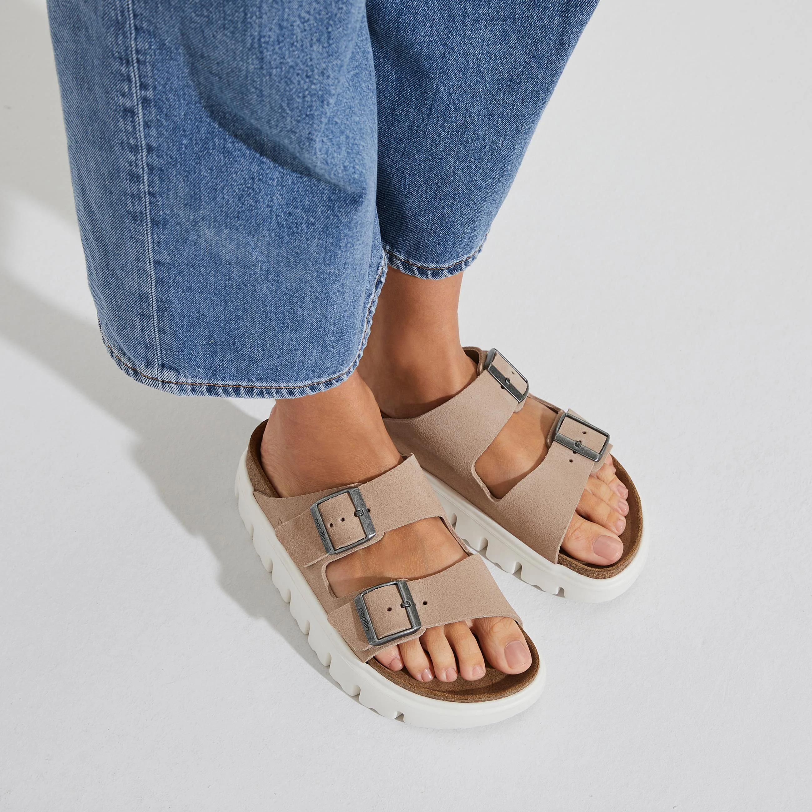 Arizona Chunky Warm Sand Suede Leather - Image 5