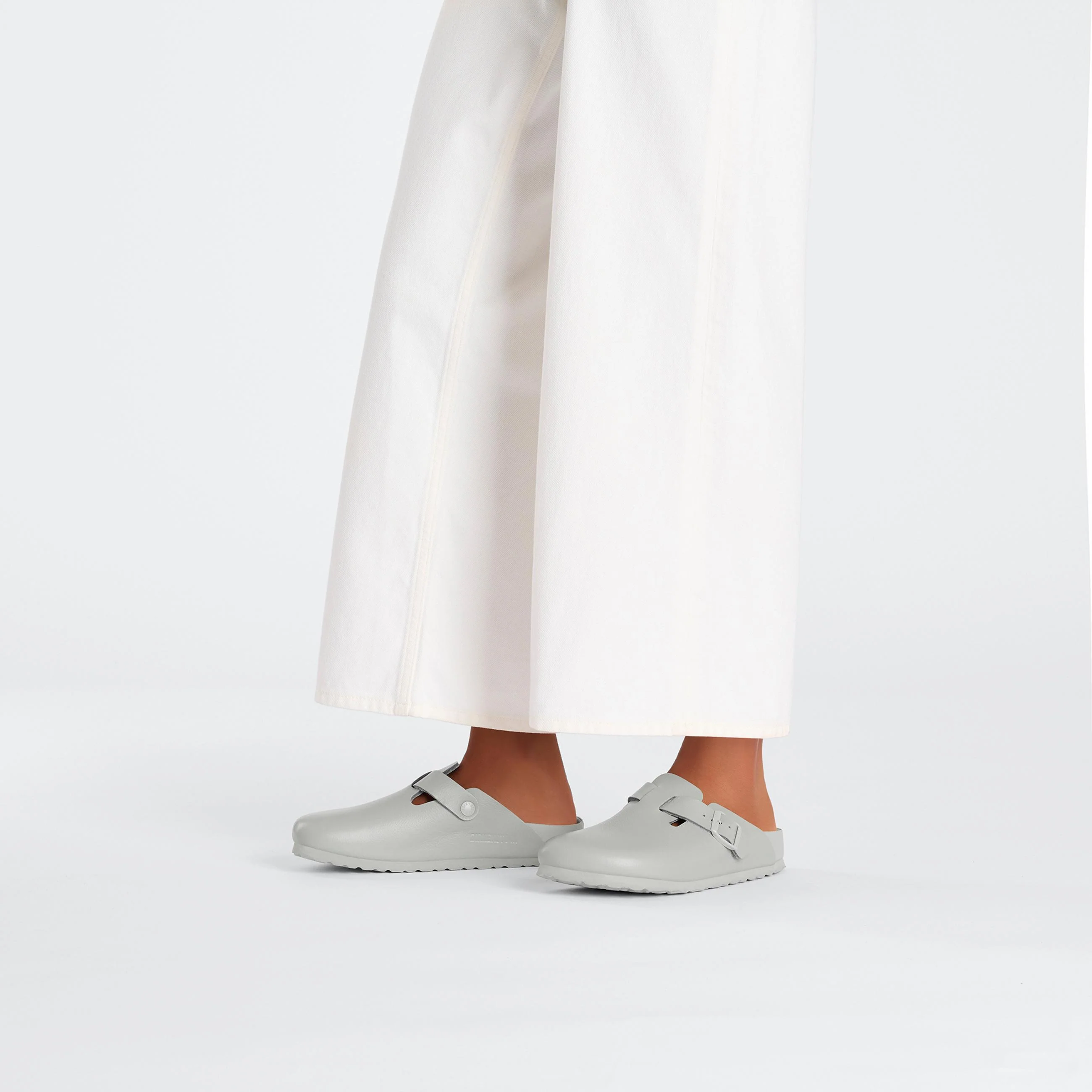 Boston Exquisite Mineral Grey Natural Leather - Image 4
