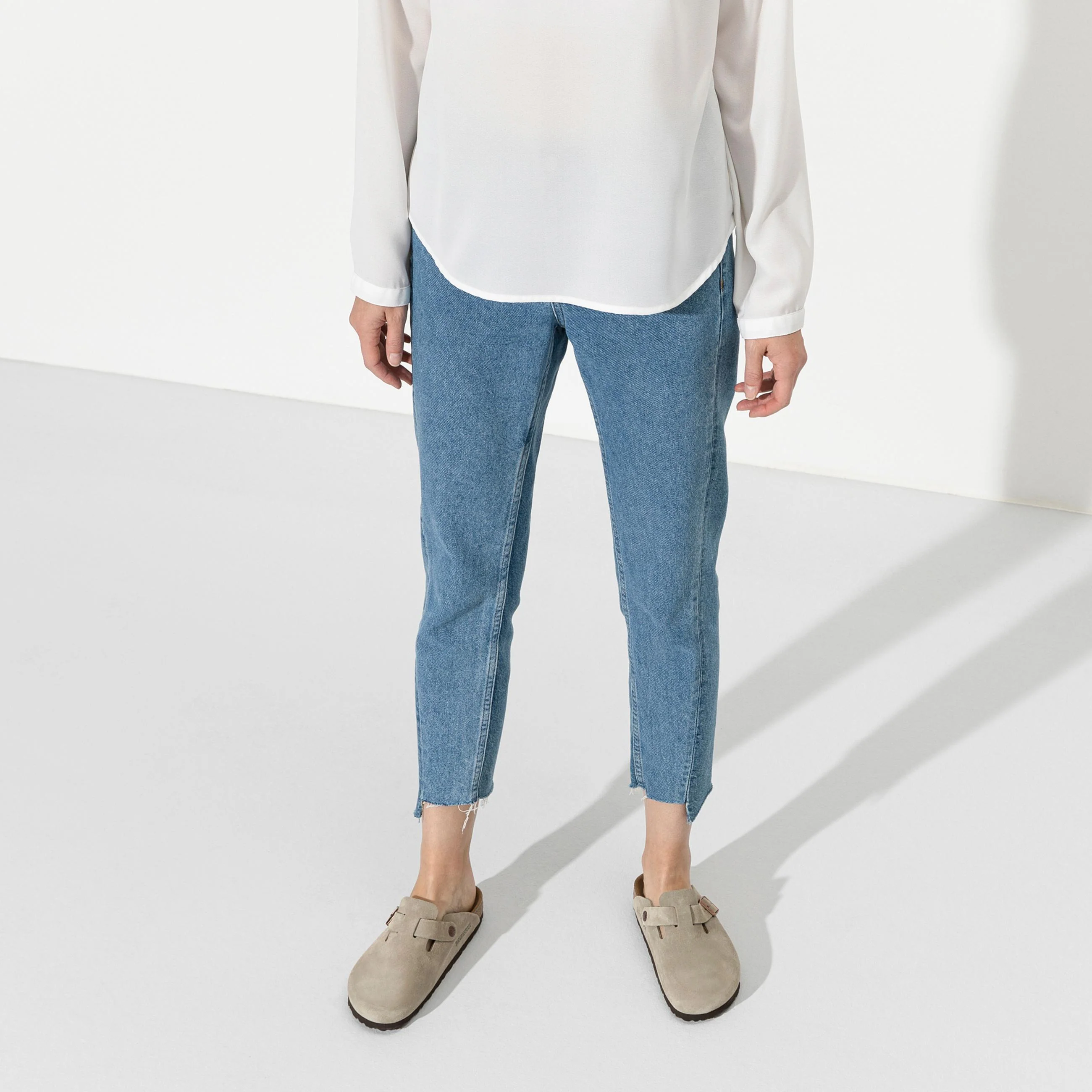 Boston SFB Taupe Suede Leather - Image 6