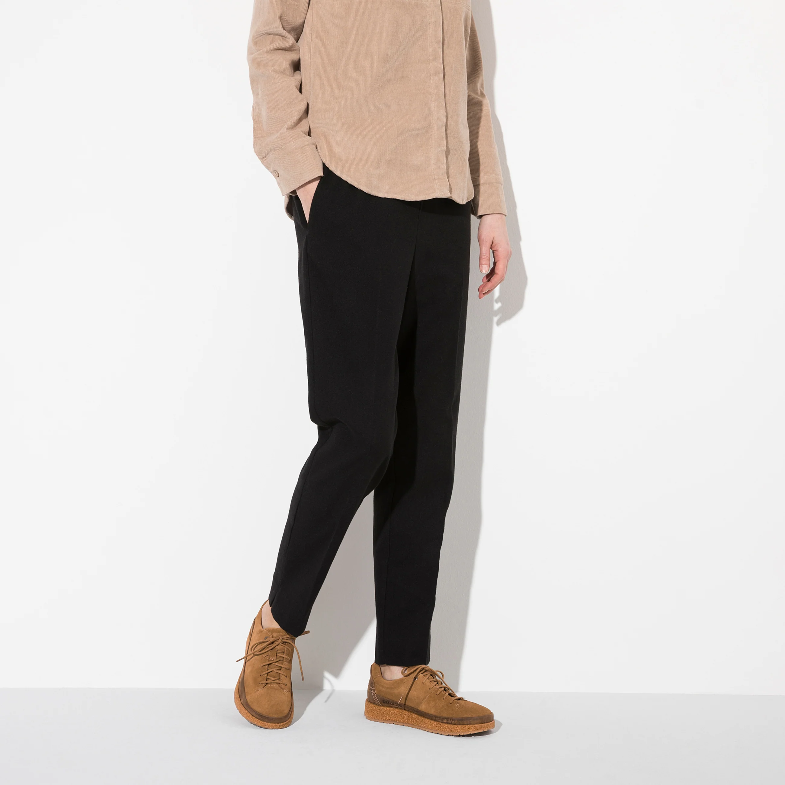 Honnef Low Tea Suede Leather - Image 5