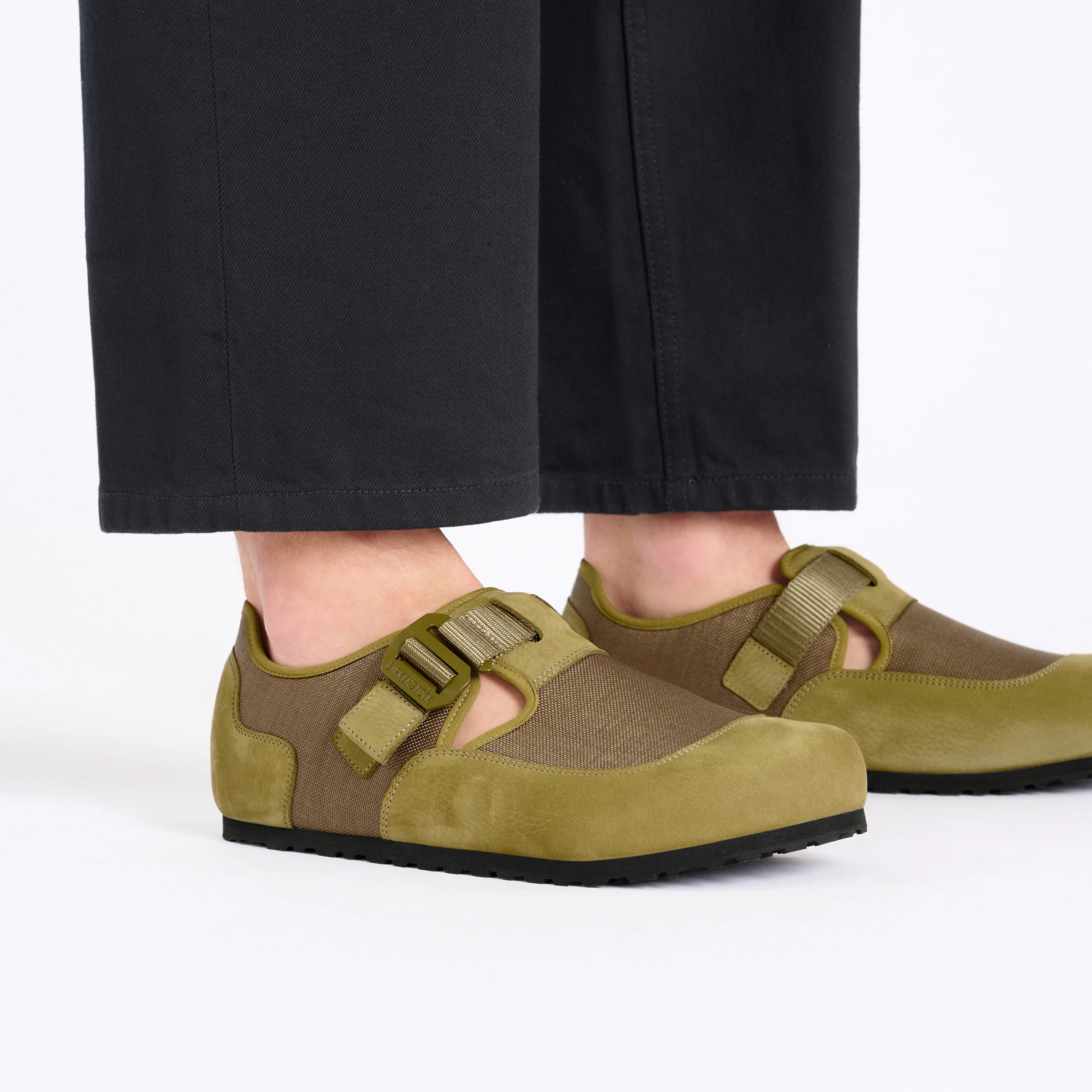 London Nova Pine Green Textile/Nubuck Leather - Image 6