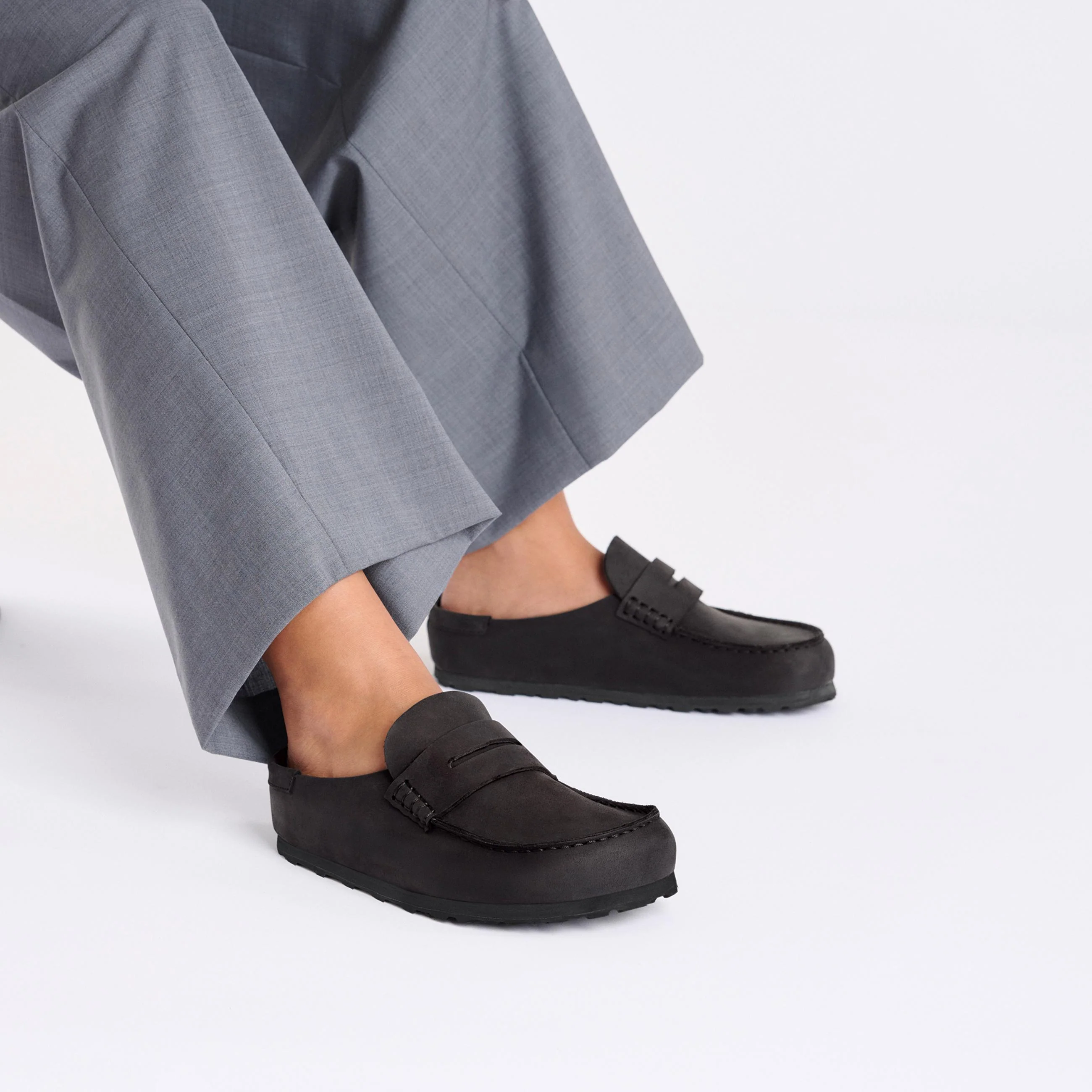 Naples Wrapped Black Oiled Leather - Image 5