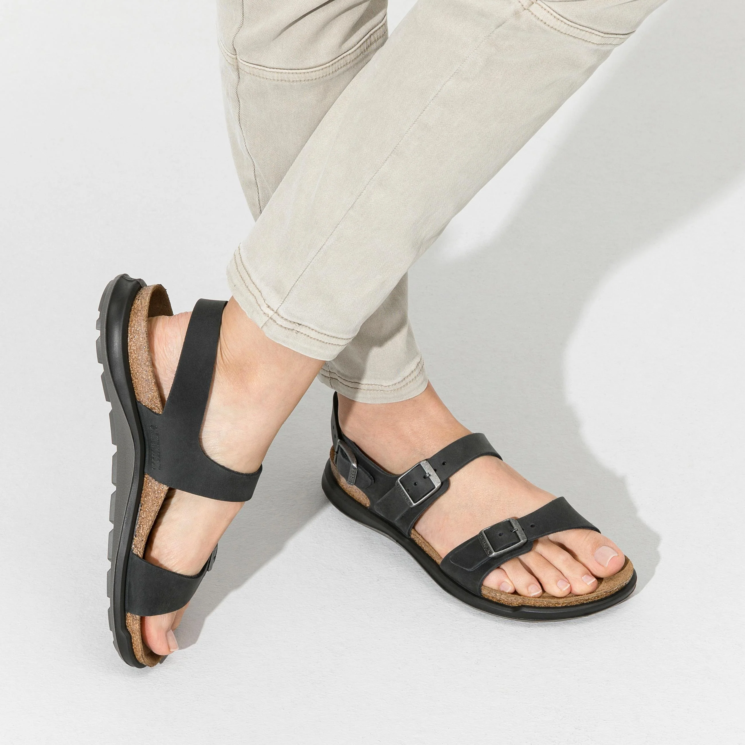 Sonora Cross Town Arctic Black Waxy Leather - Image 6
