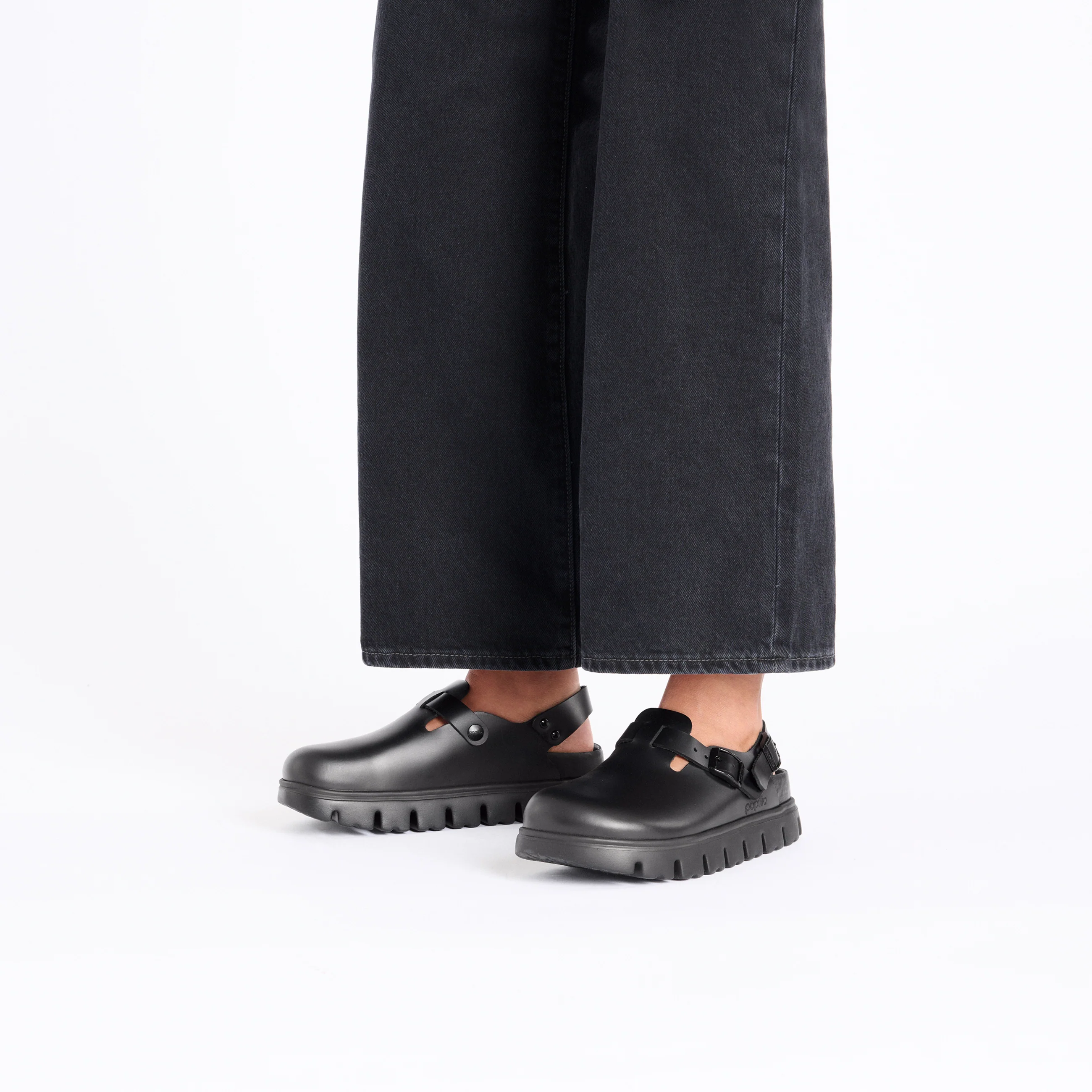 Tokio Chunky Exquisite Black Smooth Leather - Image 4
